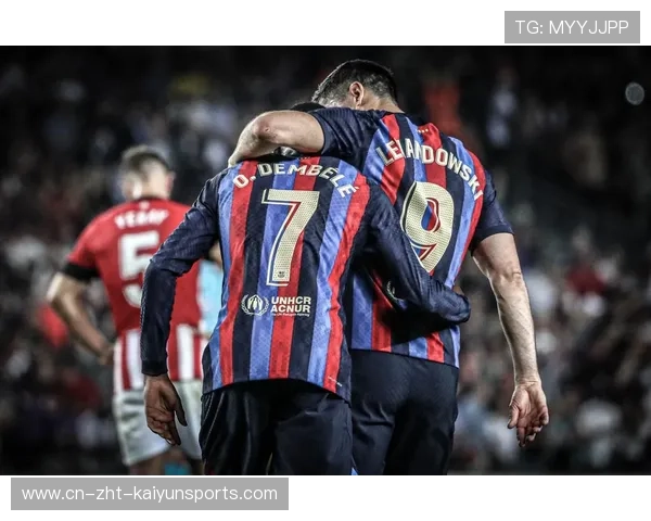 莱万回撤做球后前插破门,巴塞罗那配合丝滑