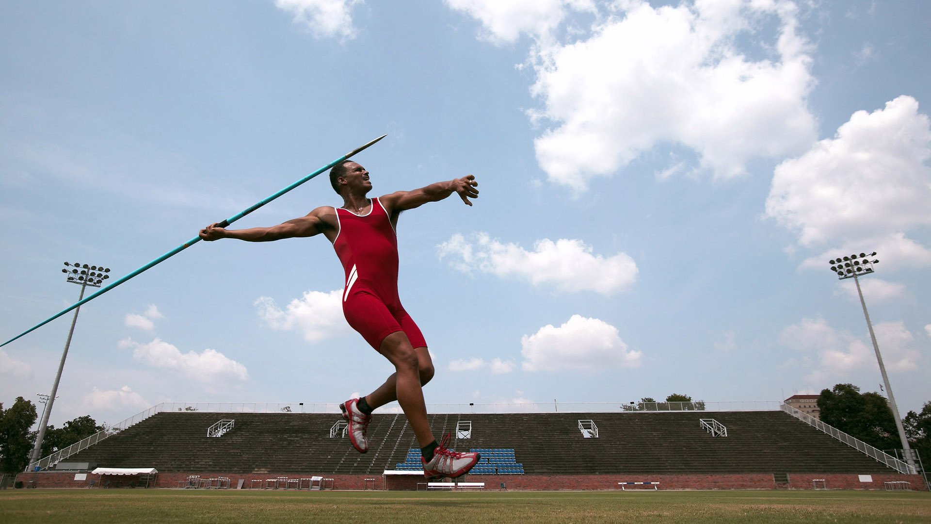 逆境中崛起：逆袭之路的故事！，逆境中崛起作文