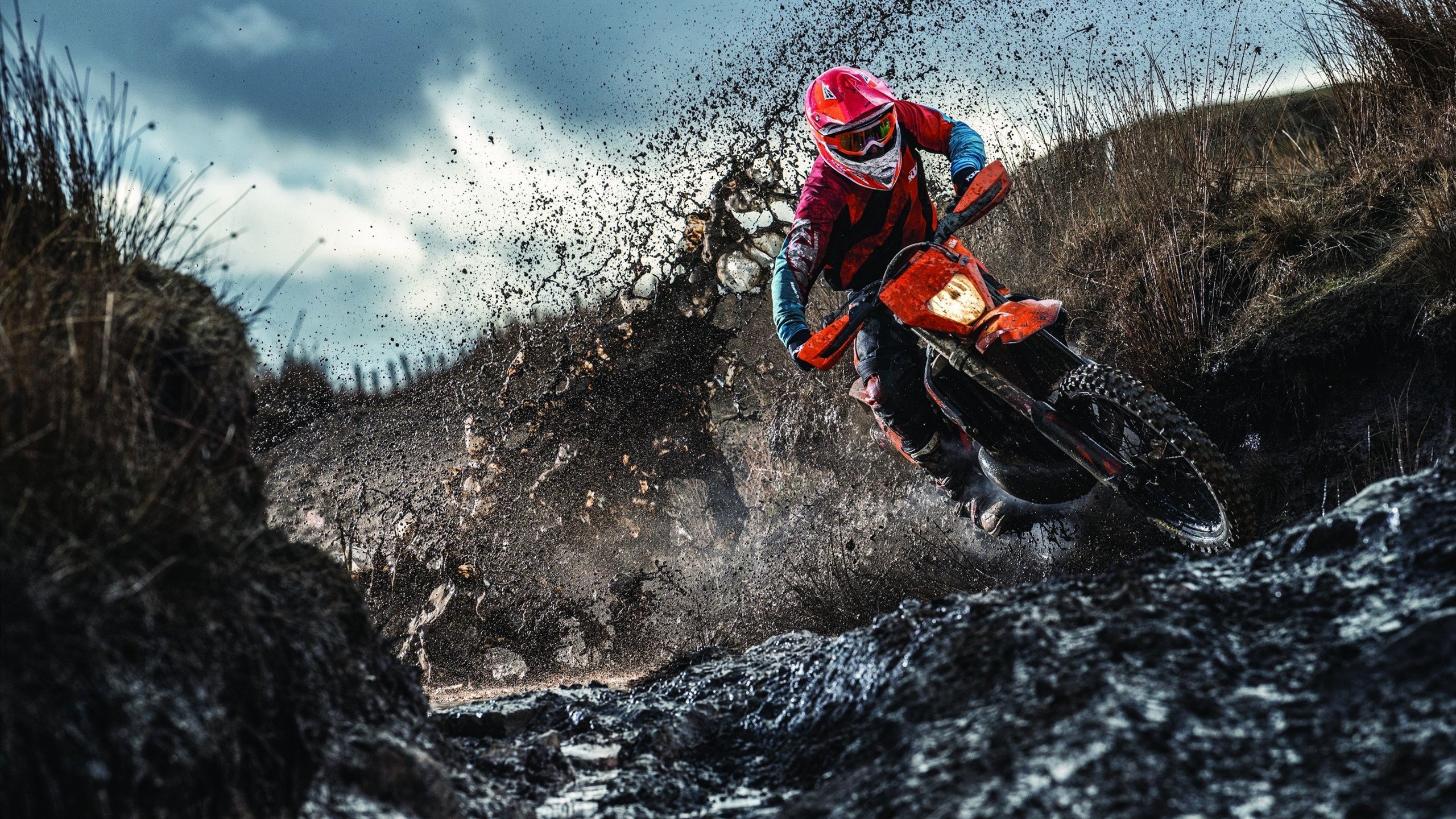 中国队稳步提升成绩赢得掌声,中国队的成绩